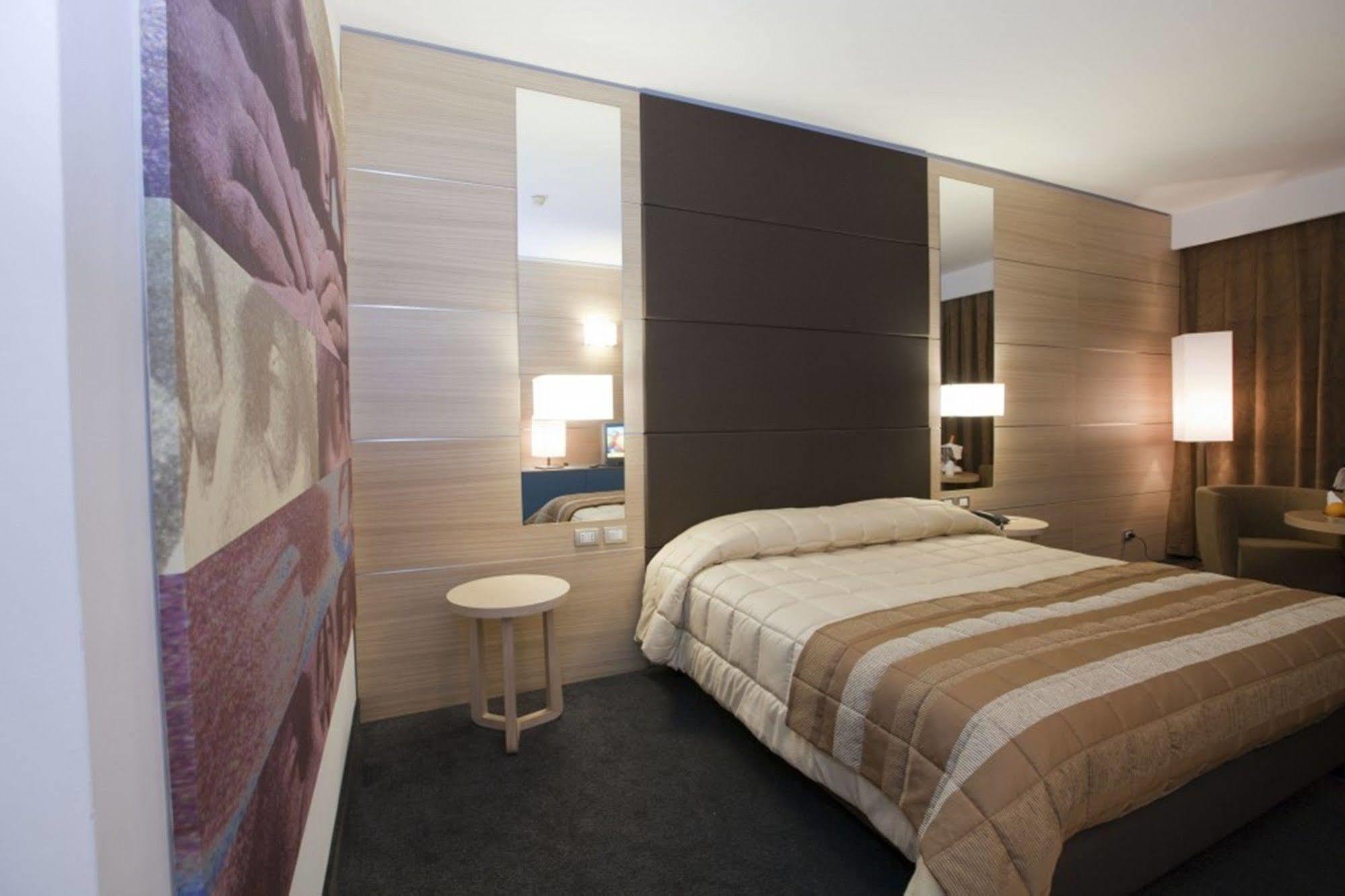 קמפובאסו Centrum Palace Hotel & Resorts מראה חיצוני תמונה